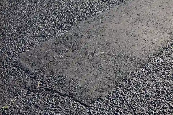 Asphalt Crack Repair